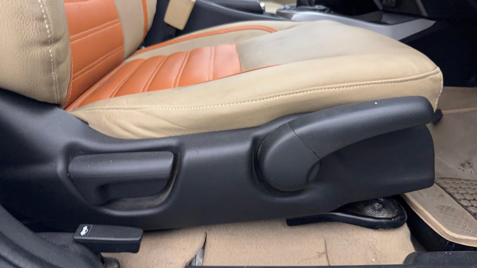 View 2016 Honda City ZX MT Diesel Anniversary Edition Image 19 Used 2016 Honda City ZX MT Diesel Anniversary Edition Image 19
