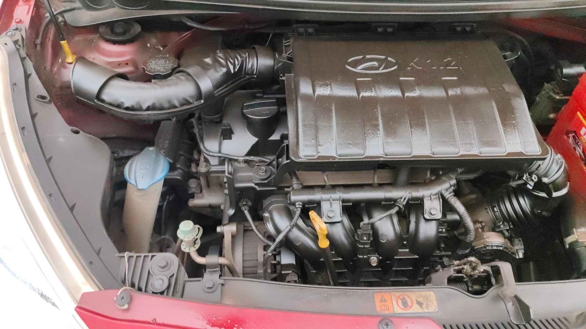 View 2017 Hyundai Grand i10 1.2 Sportz(O) Petrol Image 3 Used 2017 Hyundai Grand i10 1.2 Sportz(O) Petrol Image 3