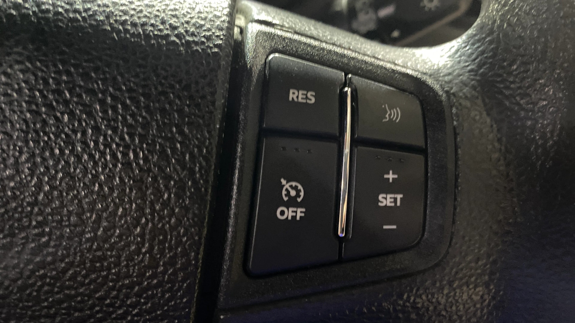 View 2023 Mahindra Thar AX Standard Manual Soft Top 6 Seater Image 3 Used 2023 Mahindra Thar AX Standard Manual Soft Top 6 Seater Image 3