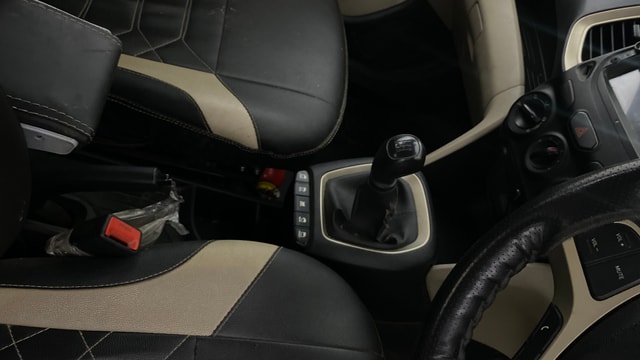 View Hyundai New Santro Image 37 Used Hyundai New Santro Image 37