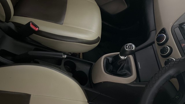 View Hyundai Xcent Image 38 Used Hyundai Xcent Image 38
