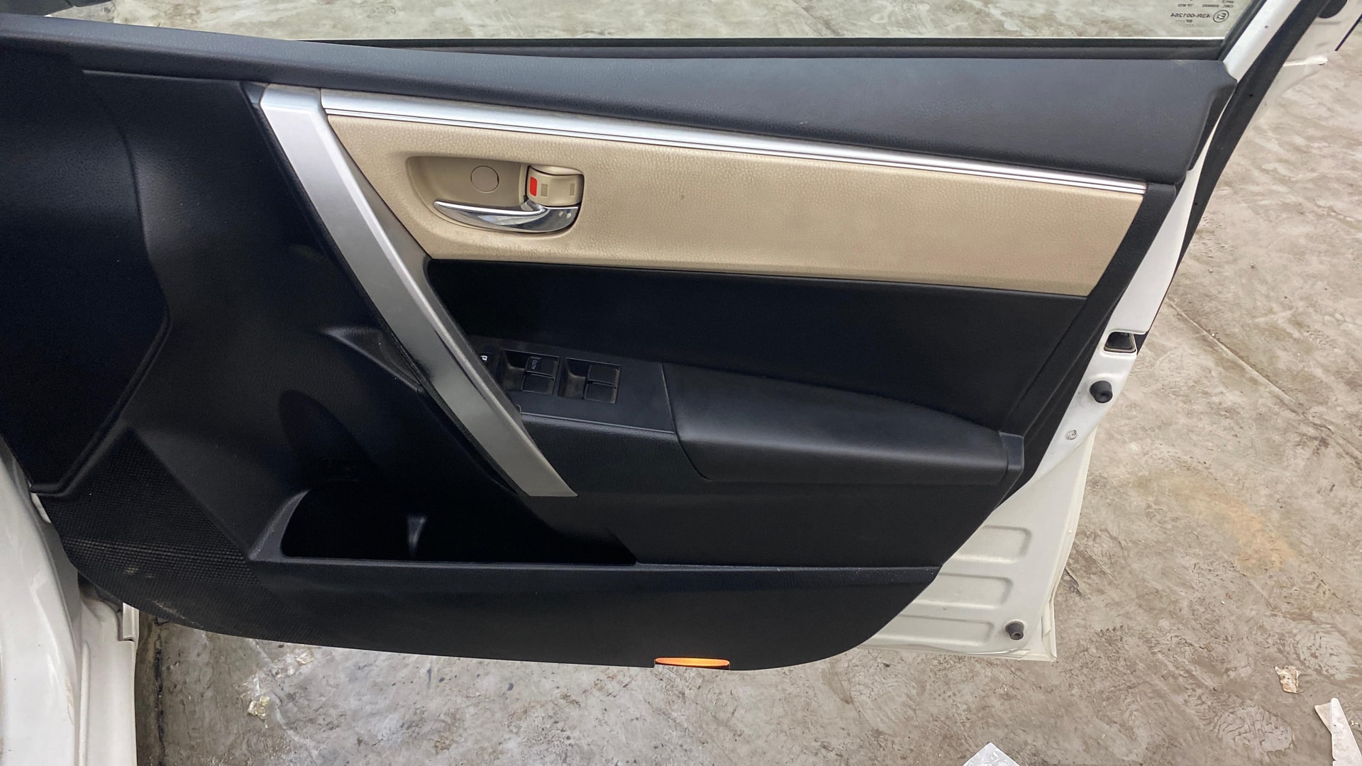 Used 2015 Toyota Corolla Altis Used 2015 Toyota Corolla Altis