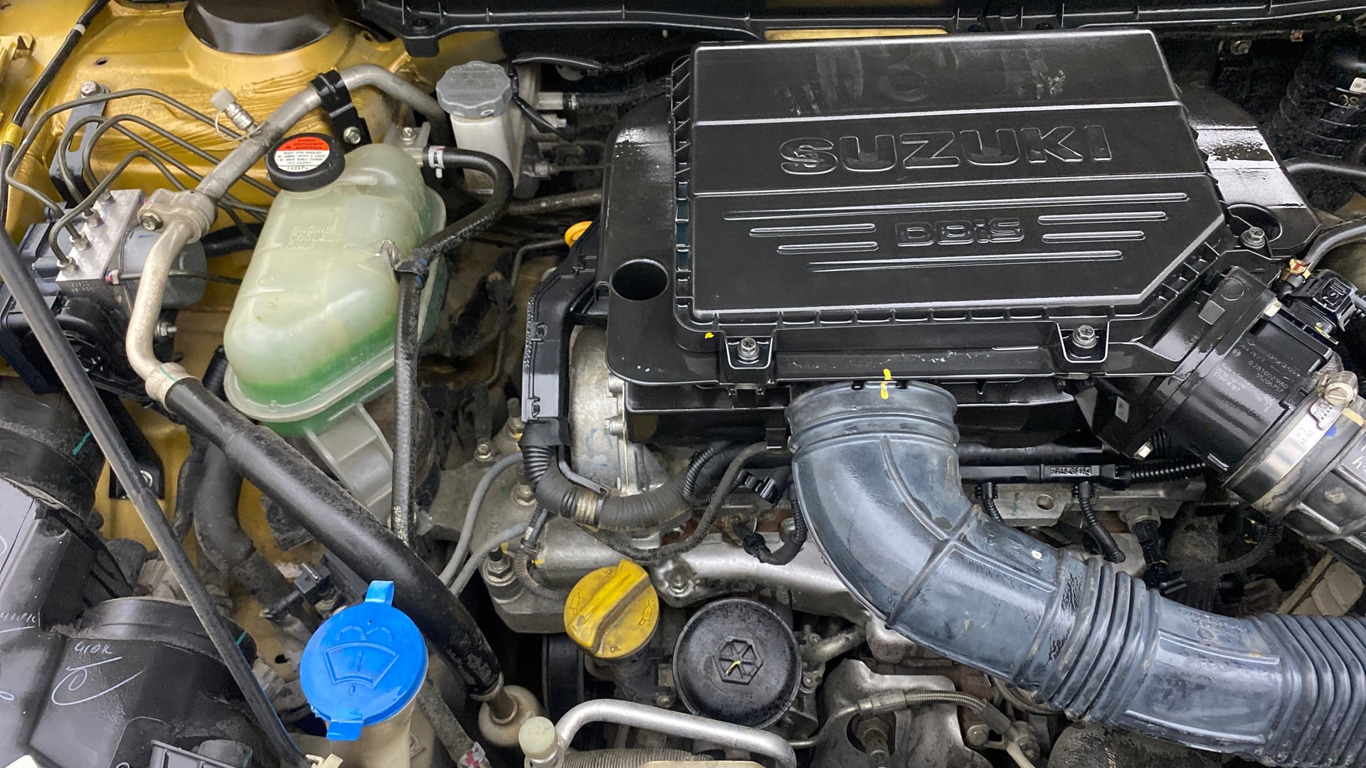 View 2019 Maruti Suzuki 1000 Base Variant Image 3 Used 2019 Maruti Suzuki 1000 Base Variant Image 3