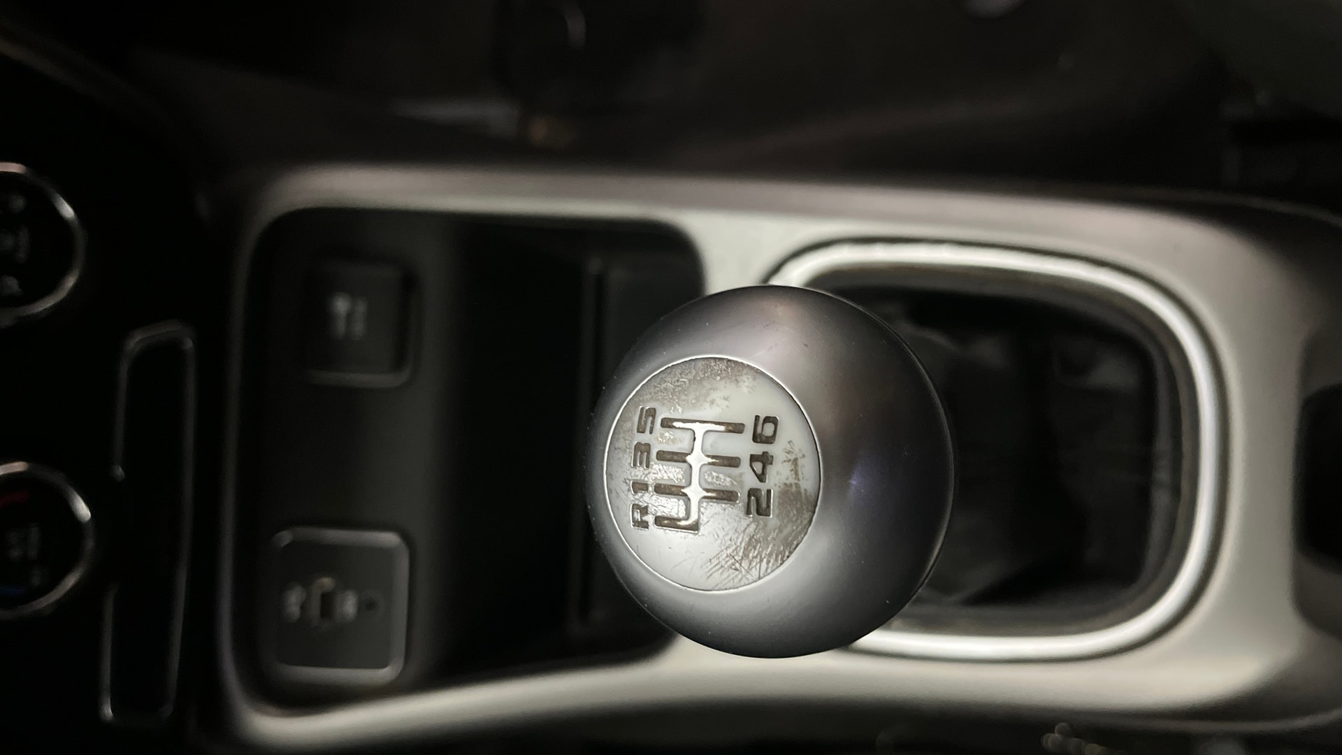 View 2019 Jeep Compass Sport 1.4 Multi AIR Petrol BS IV Image 40 Used 2019 Jeep Compass Sport 1.4 Multi AIR Petrol BS IV Image 40