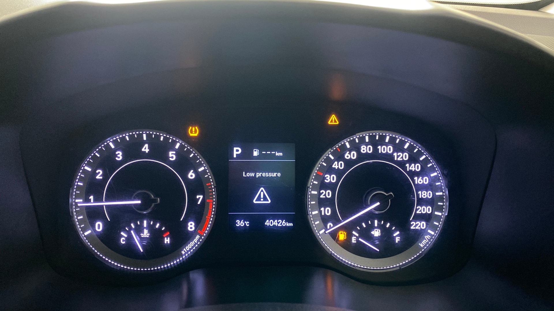 View 2021 Hyundai Venue SX Plus 1.0 Petrol AT Image 36 Used 2021 Hyundai Venue SX Plus 1.0 Petrol AT Image 36