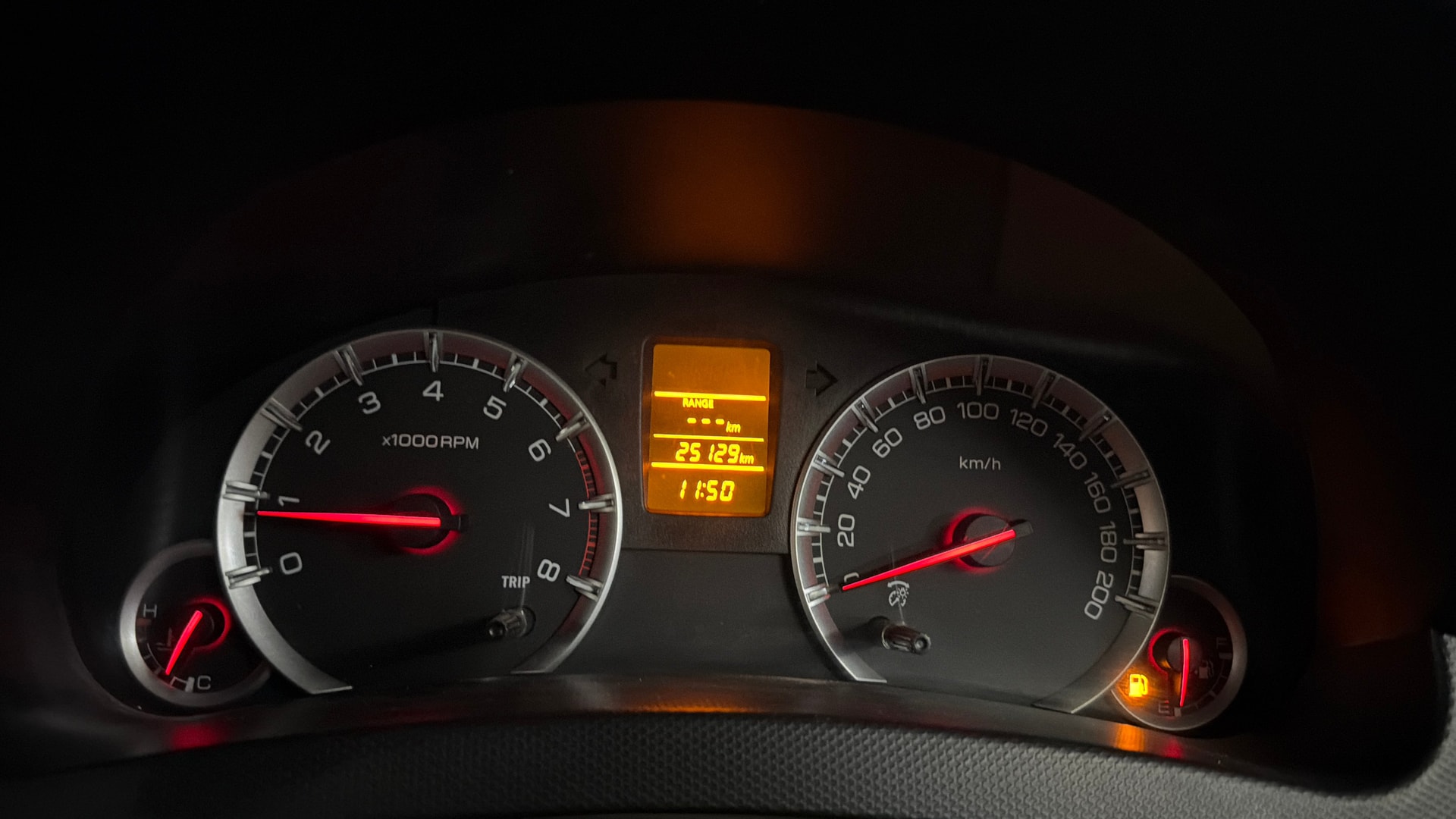 View 2016 Maruti Suzuki 1000 Base Variant Image 33 Used 2016 Maruti Suzuki 1000 Base Variant Image 33