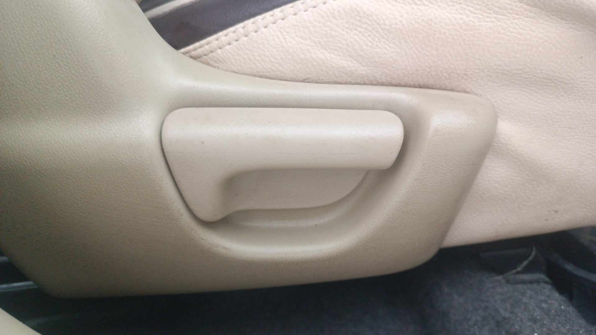 View 2014 Honda Amaze E MT Petrol BS IV Image 18 Used 2014 Honda Amaze E MT Petrol BS IV Image 18