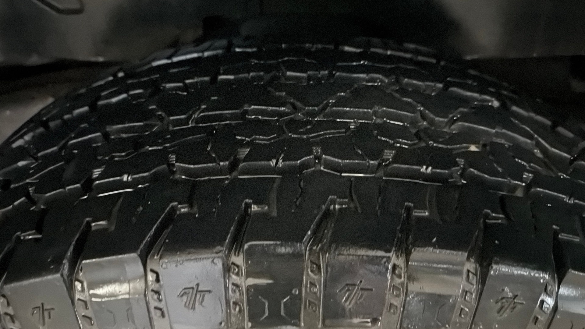View 2023 Mahindra Thar AX Standard Manual Soft Top 6 Seater Image 19 Used 2023 Mahindra Thar AX Standard Manual Soft Top 6 Seater Image 19