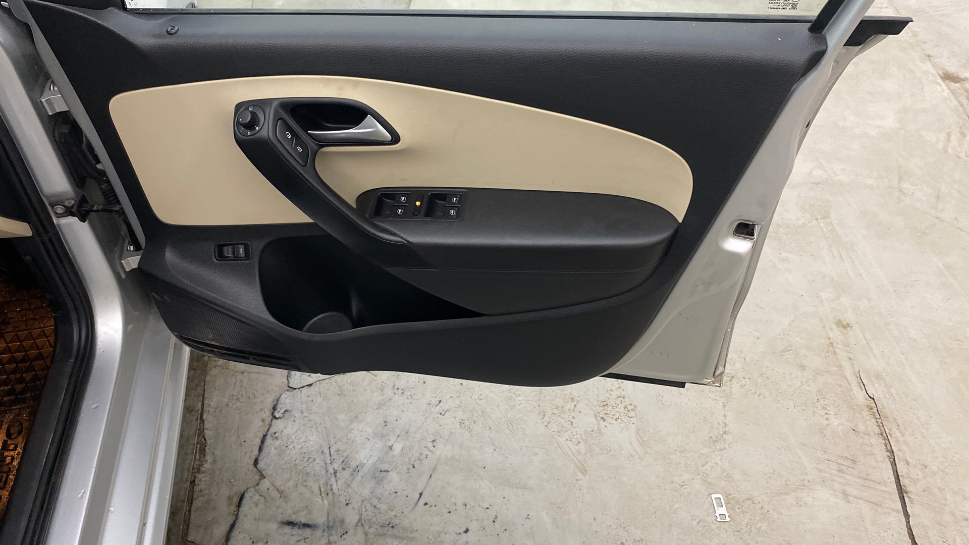 View 2019 Volkswagen Vento 1.2 L TSI Comfortline Petrol AT Image 34 Used 2019 Volkswagen Vento 1.2 L TSI Comfortline Petrol AT Image 34