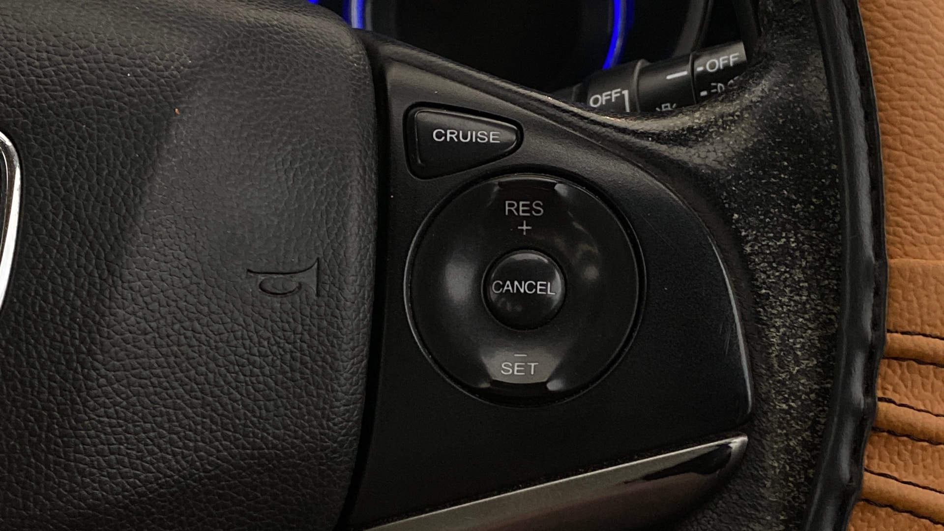 View 2015 Honda City ZX MT Diesel Anniversary Edition Image 3 Used 2015 Honda City ZX MT Diesel Anniversary Edition Image 3