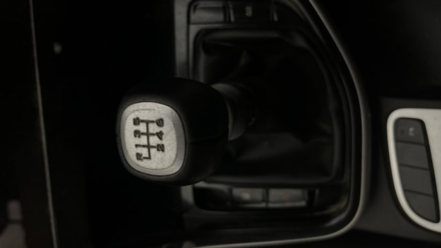 View MG Hector Image 43 Used MG Hector Image 43