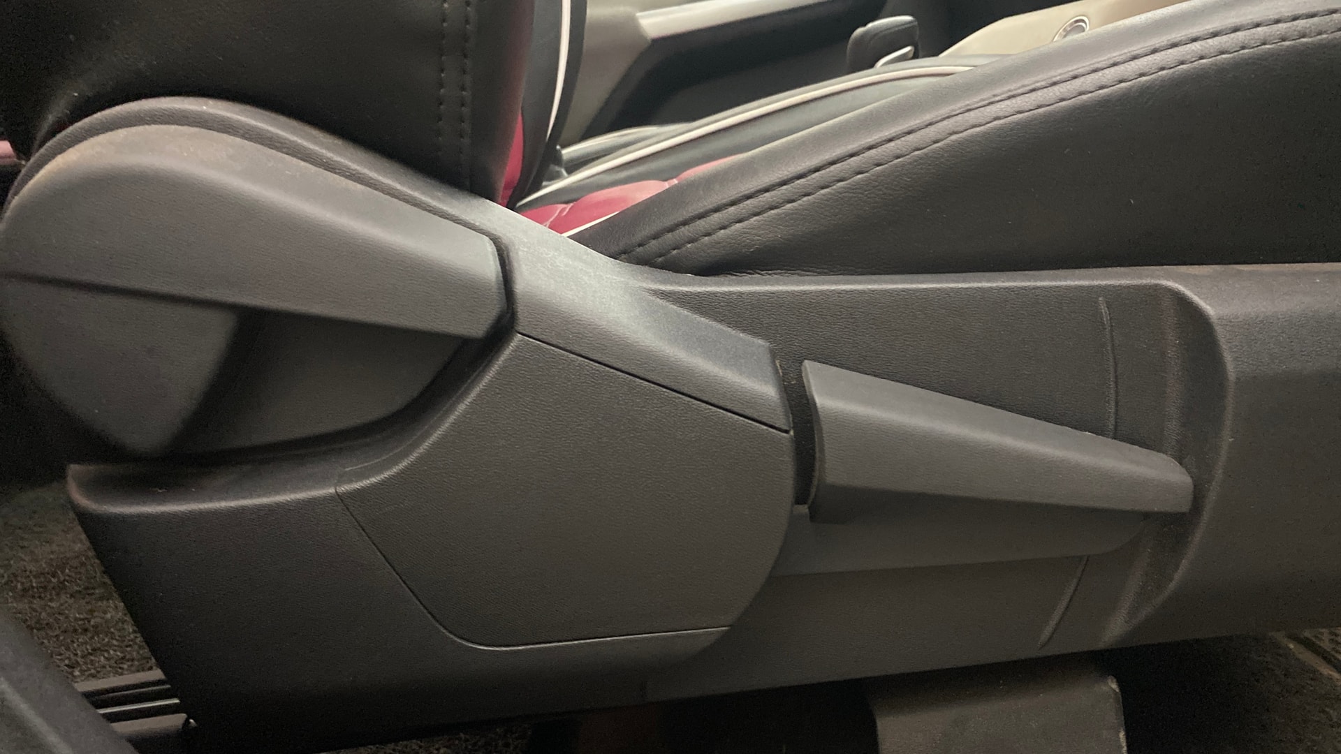 View 2022 Nissan Magnite Turbo XV CVT Image 18 Used 2022 Nissan Magnite Turbo XV CVT Image 18