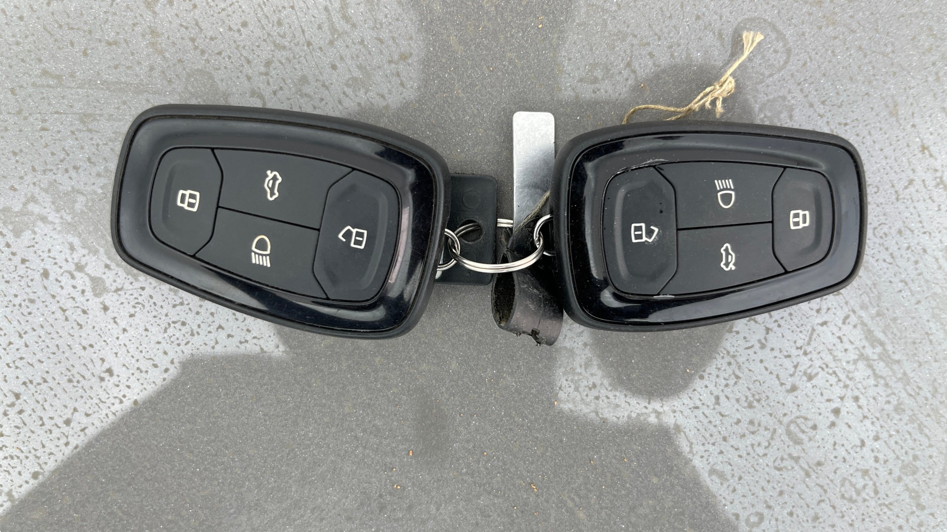 View 2022 Tata Tigor XE Diesel Image 27 Used 2022 Tata Tigor XE Diesel Image 27