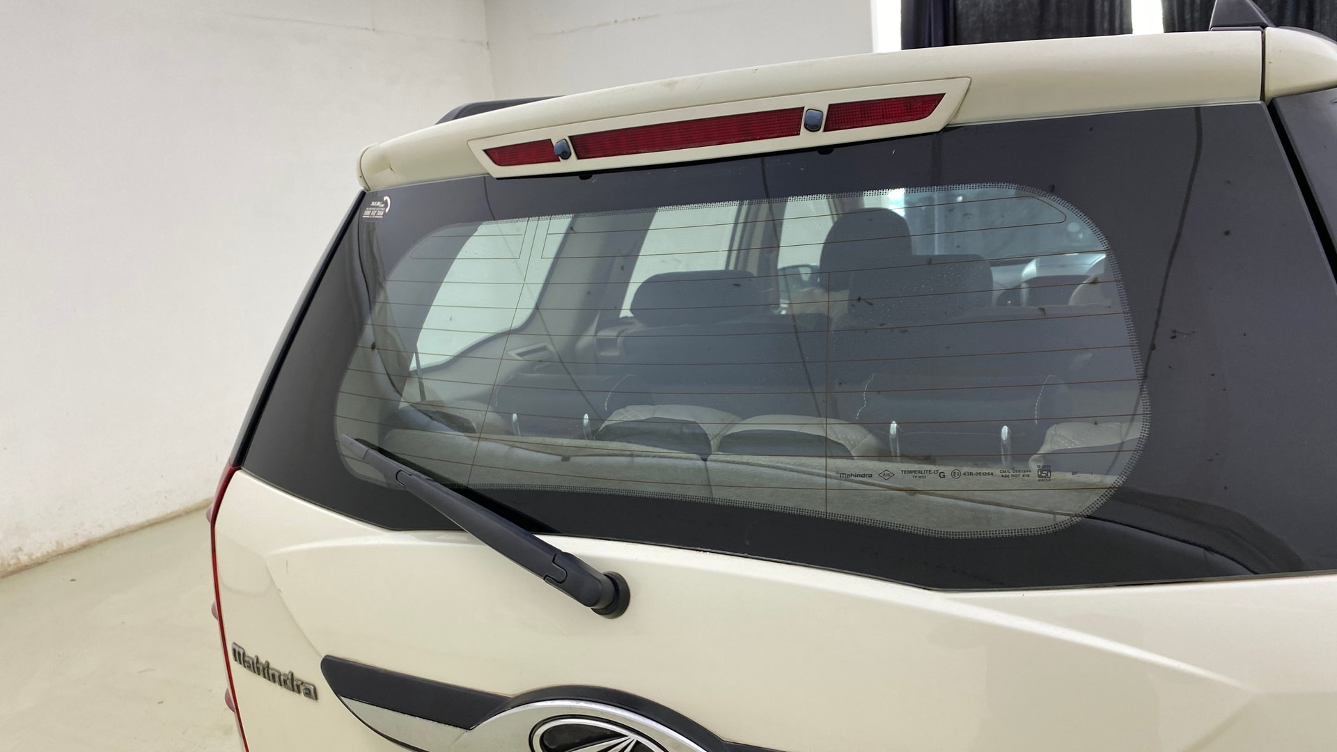 View 2015 Mahindra XUV500 W10 FWD Image 25 Used 2015 Mahindra XUV500 W10 FWD Image 25