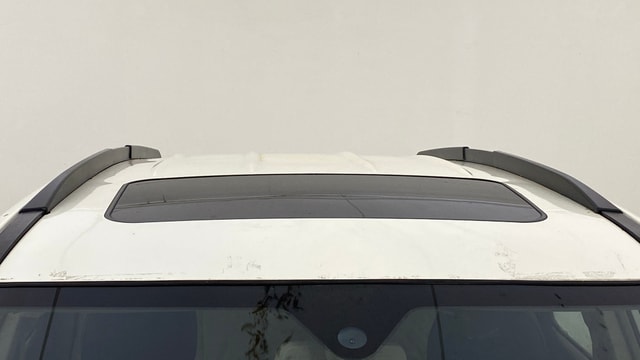 View Mahindra XUV500 Image 36 Used Mahindra XUV500 Image 36
