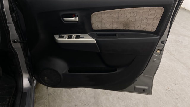 View Maruti Suzuki 1000 Image 33 Used Maruti Suzuki 1000 Image 33