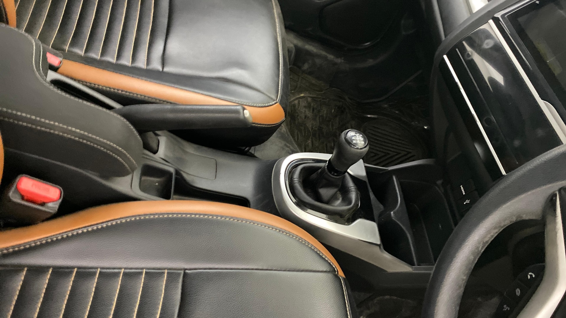 View 2018 Honda WR-V S MT Diesel Edge Edition Image 39 Used 2018 Honda WR-V S MT Diesel Edge Edition Image 39