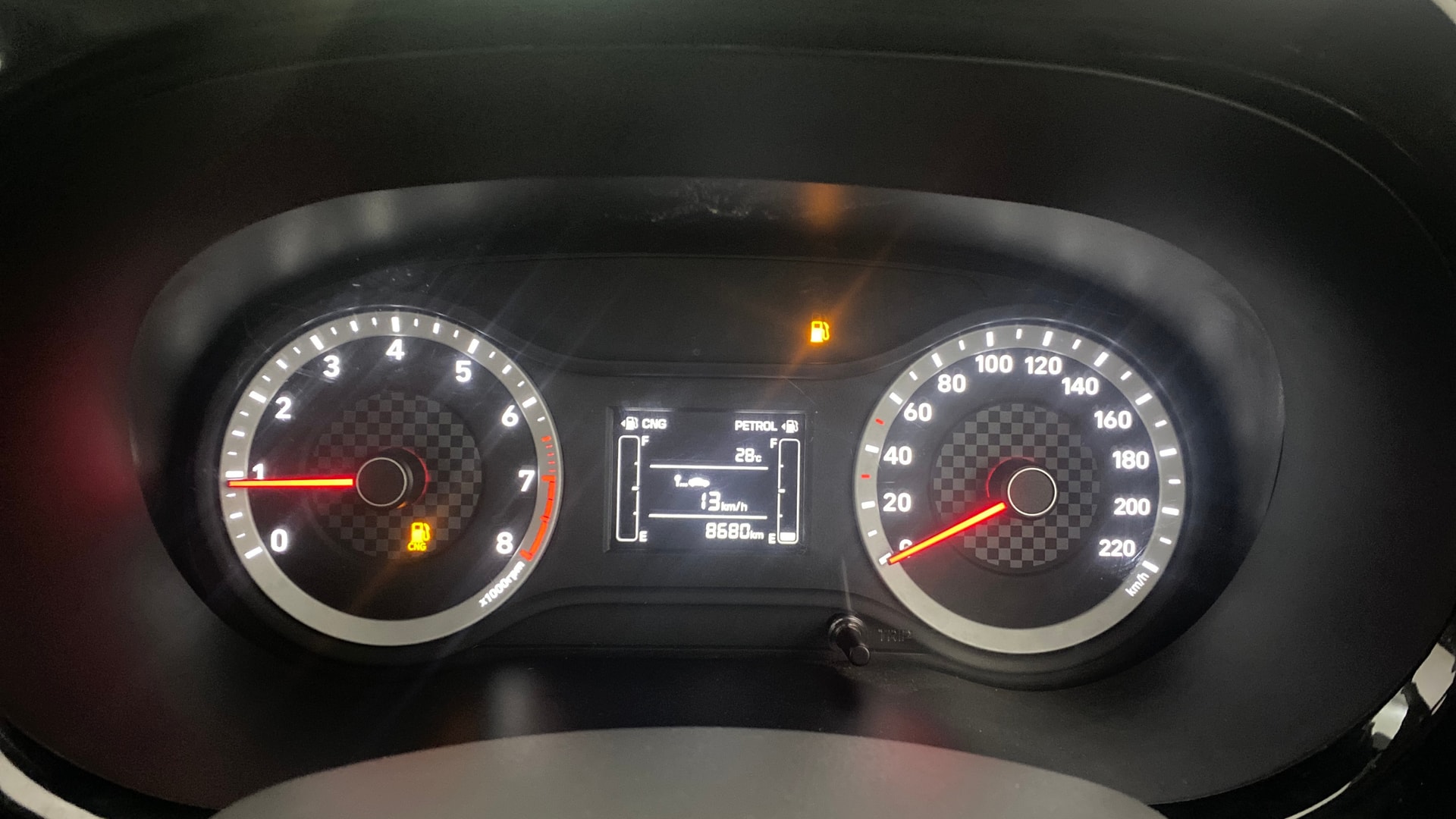 View 2020 Hyundai Grand i10 Nios Sportz CNG Image 34 Used 2020 Hyundai Grand i10 Nios Sportz CNG Image 34