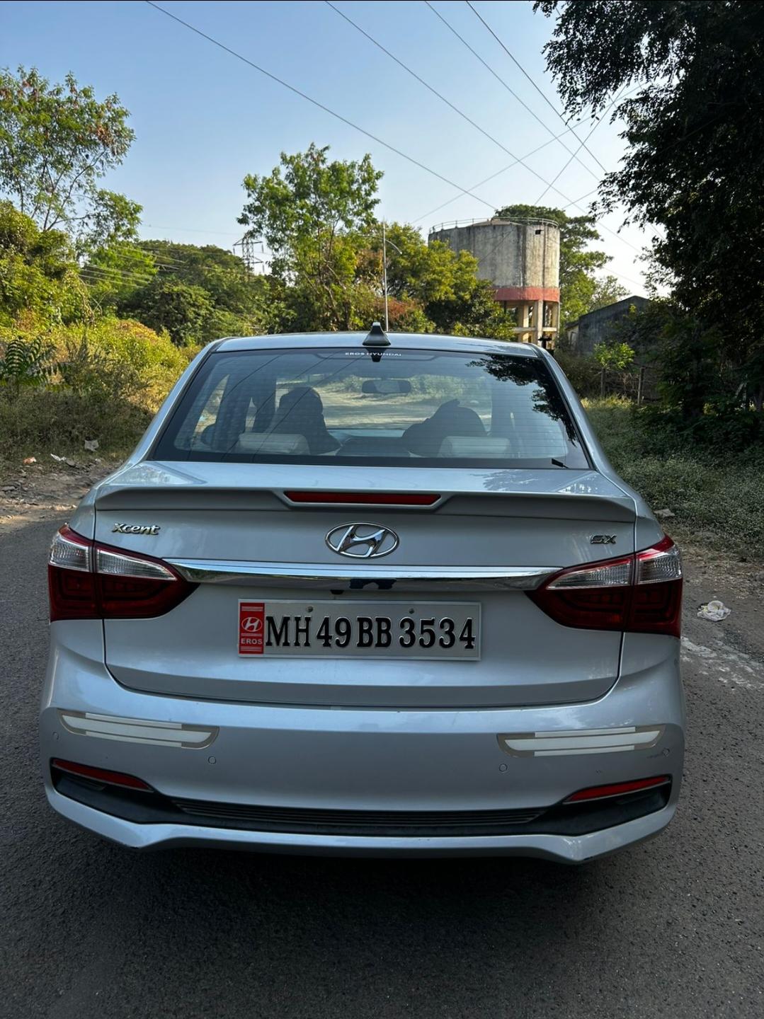 यूज़्ड 2019 ह्युंडई एक्सेंट, Kasturchand Park, Nagpur 2 यूज़्ड 2019 ह्युंडई एक्सेंट, Kasturchand Park, Nagpur 2