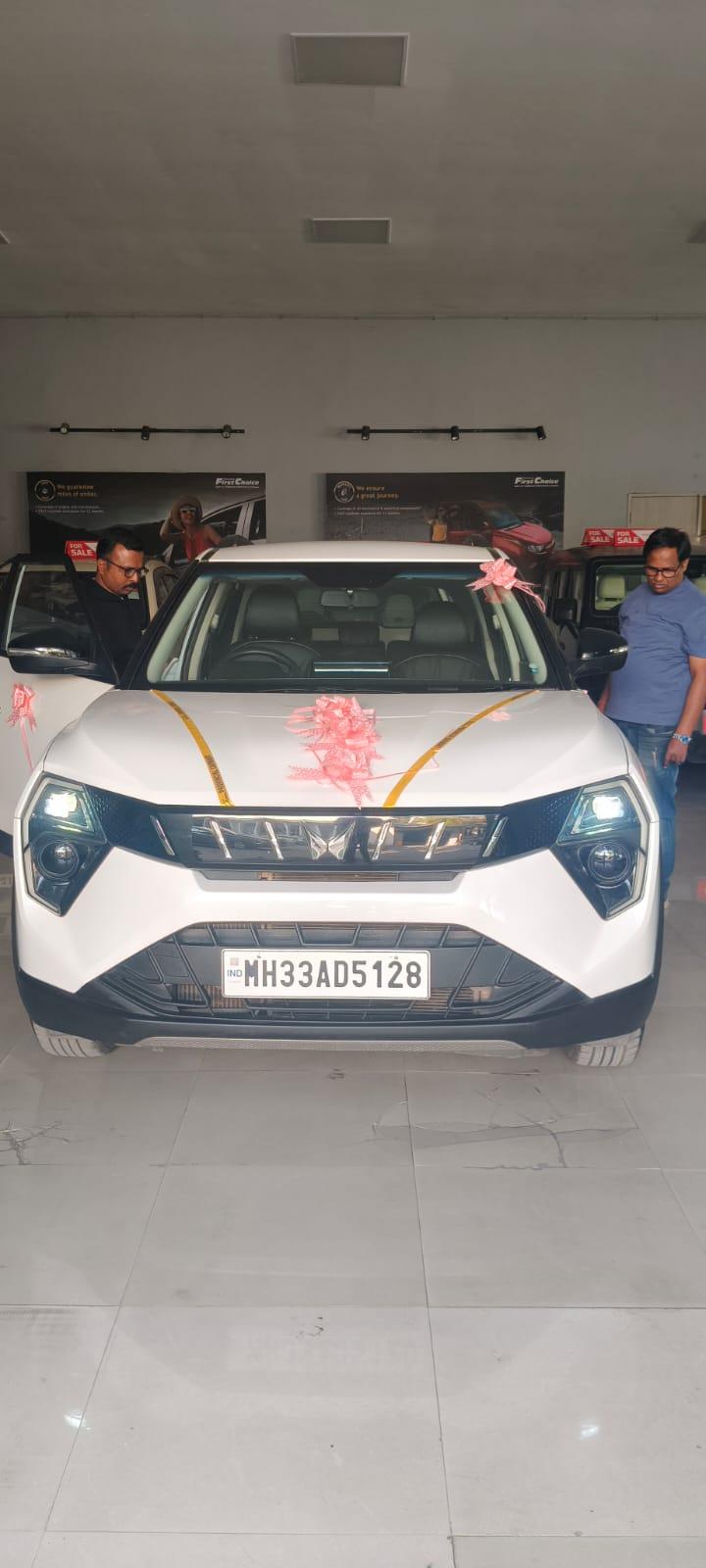 2024 महिंद्रा एक्सयूवी 3XO AX5 1.5 Turbo Diesel 2024 महिंद्रा एक्सयूवी 3XO AX5 1.5 Turbo Diesel