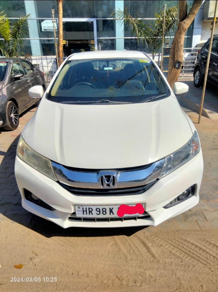 2014 होंडा सिटी 1.5 V MT 2014 होंडा सिटी 1.5 V MT