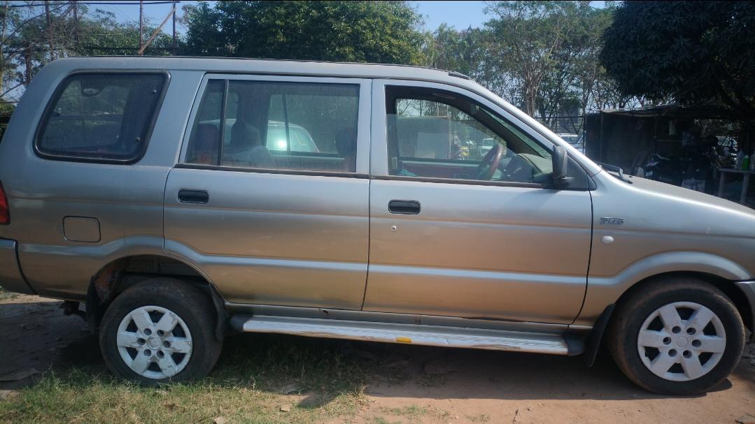 यूज़्ड 2009 शेव्रोले टवेरा, Banguary, Cuttack 2 यूज़्ड 2009 शेव्रोले टवेरा, Banguary, Cuttack 2