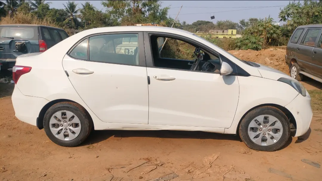 2017 ह्युंडई एक्सेंट S Petrol 2017 ह्युंडई एक्सेंट S Petrol