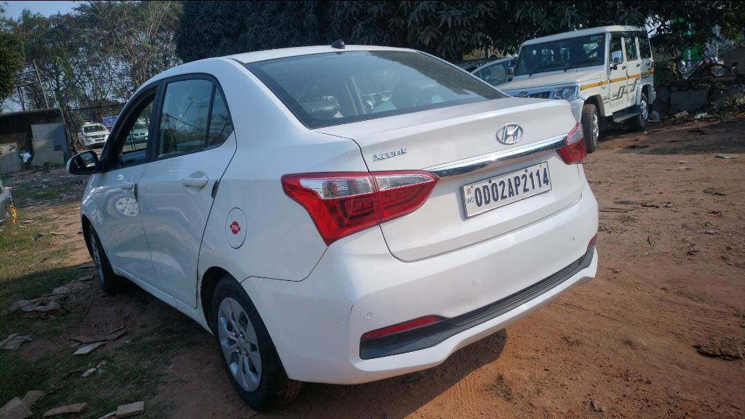 यूज़्ड 2017 ह्युंडई एक्सेंट, Banguary, Cuttack 1 यूज़्ड 2017 ह्युंडई एक्सेंट, Banguary, Cuttack 1