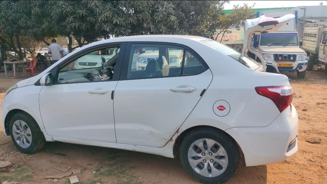 यूज़्ड 2017 ह्युंडई एक्सेंट, Banguary, Cuttack 8 यूज़्ड 2017 ह्युंडई एक्सेंट, Banguary, Cuttack 8