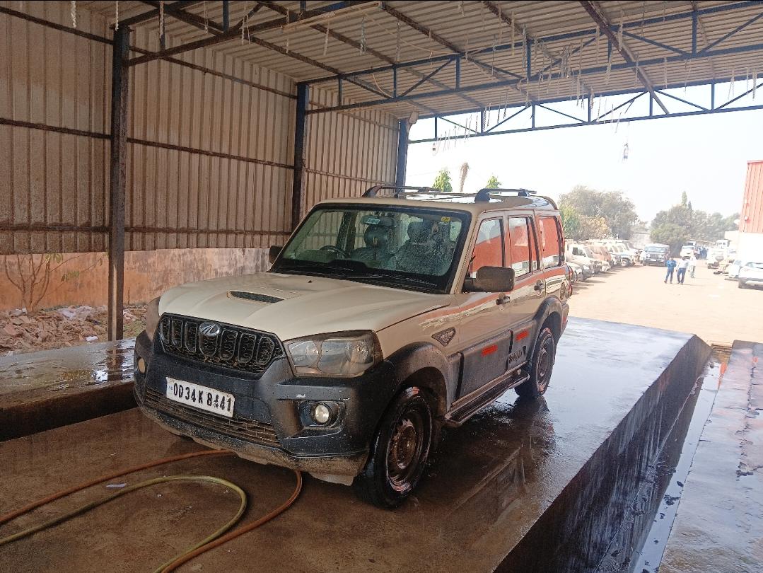 2019 महिंद्रा स्कॉर्पियो S3 2WD BS IV 2019 महिंद्रा स्कॉर्पियो S3 2WD BS IV