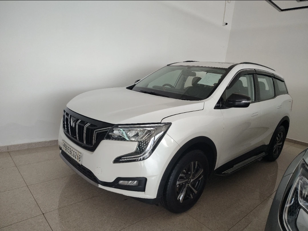 Used 2022 Mahindra XUV700 Used 2022 Mahindra XUV700