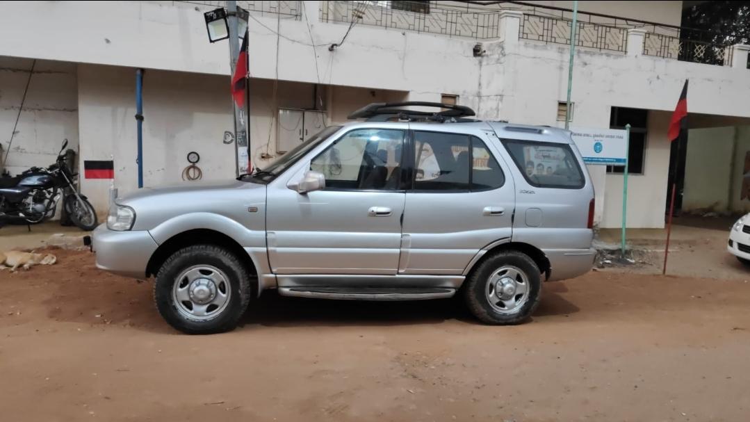 2006 टाटा सफारी DICOR 2.2 LX BS III 4x2 2006 टाटा सफारी DICOR 2.2 LX BS III 4x2