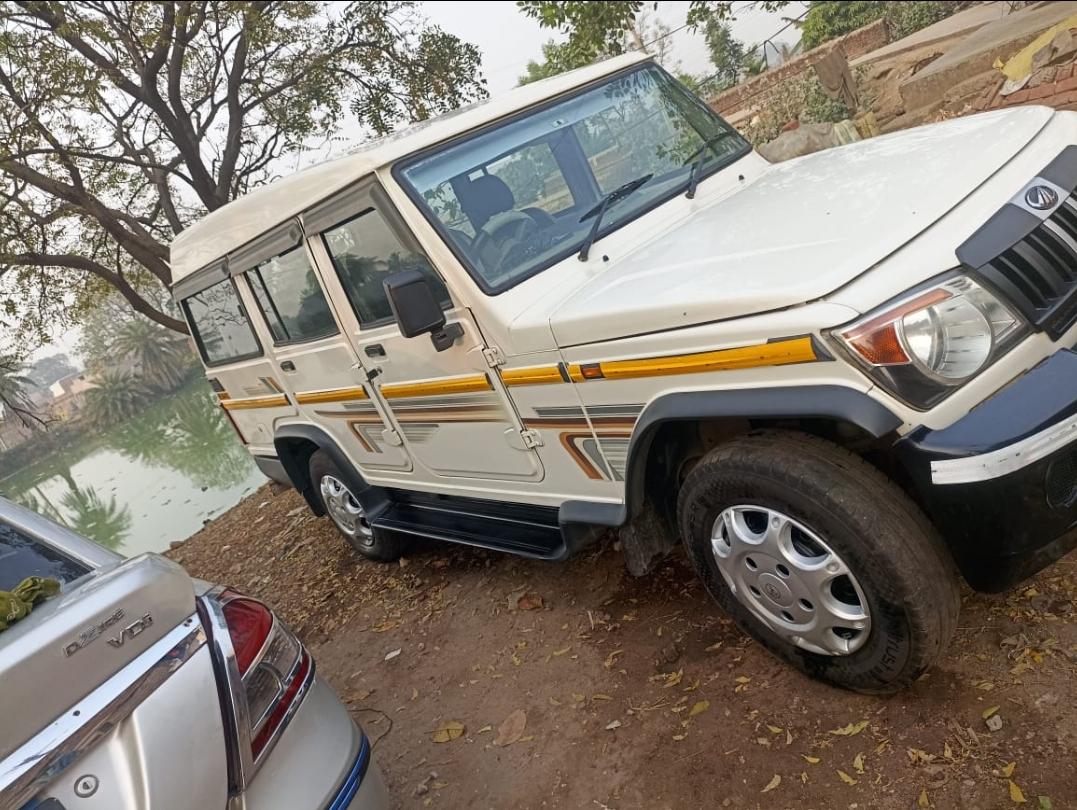 2010 महिंद्रा बोलेरो SLX BS4 2010 महिंद्रा बोलेरो SLX BS4