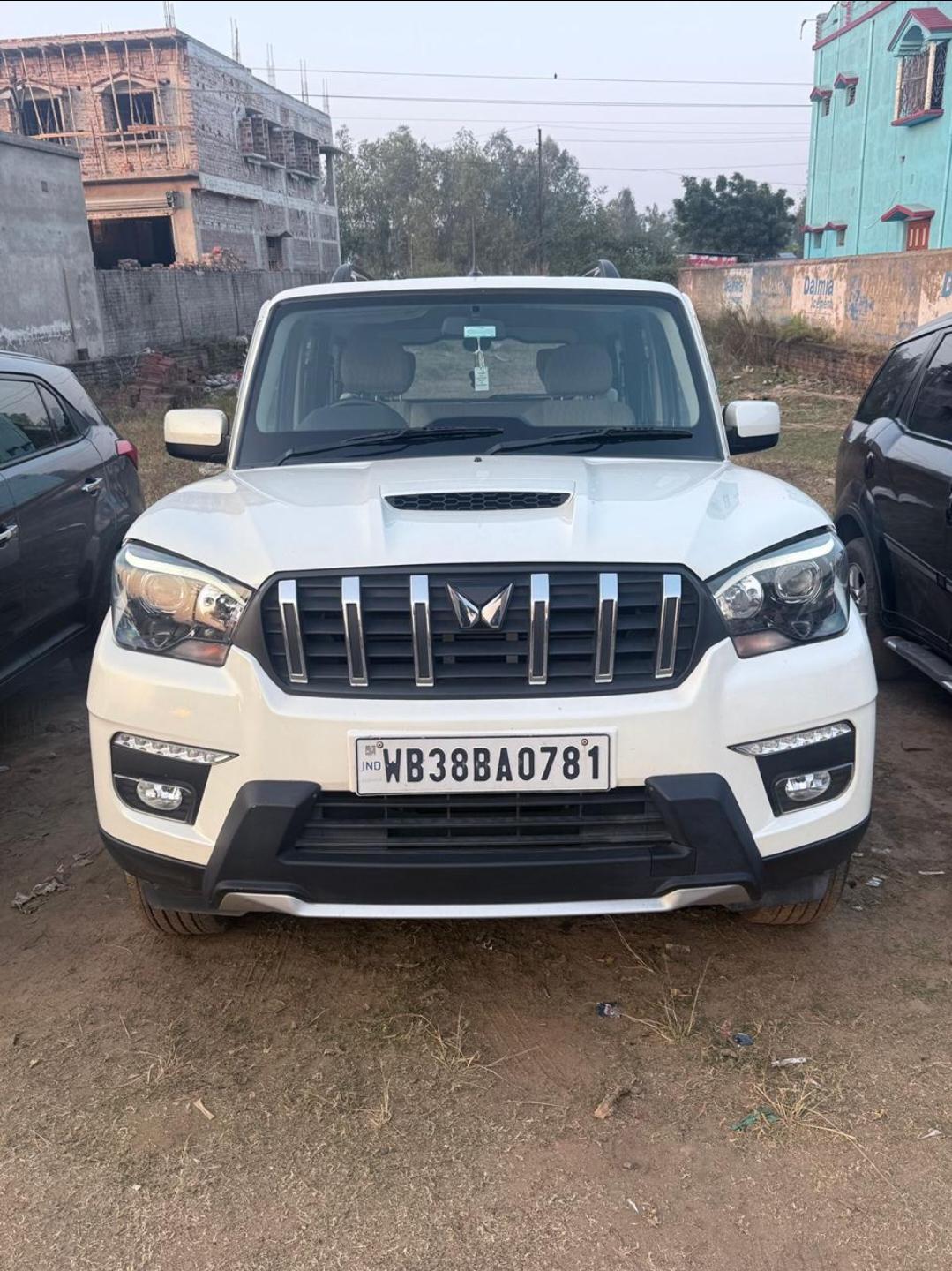 यूज़्ड 2022 महिंद्रा स्कॉर्पियो क्लासिक, Asansol  4 यूज़्ड 2022 महिंद्रा स्कॉर्पियो क्लासिक, Asansol  4