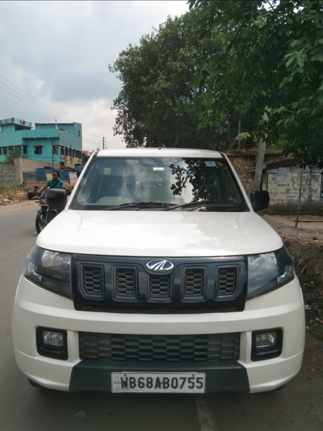 2019 महिंद्रा टीयूवी300 T4 Plus 2019 महिंद्रा टीयूवी300 T4 Plus