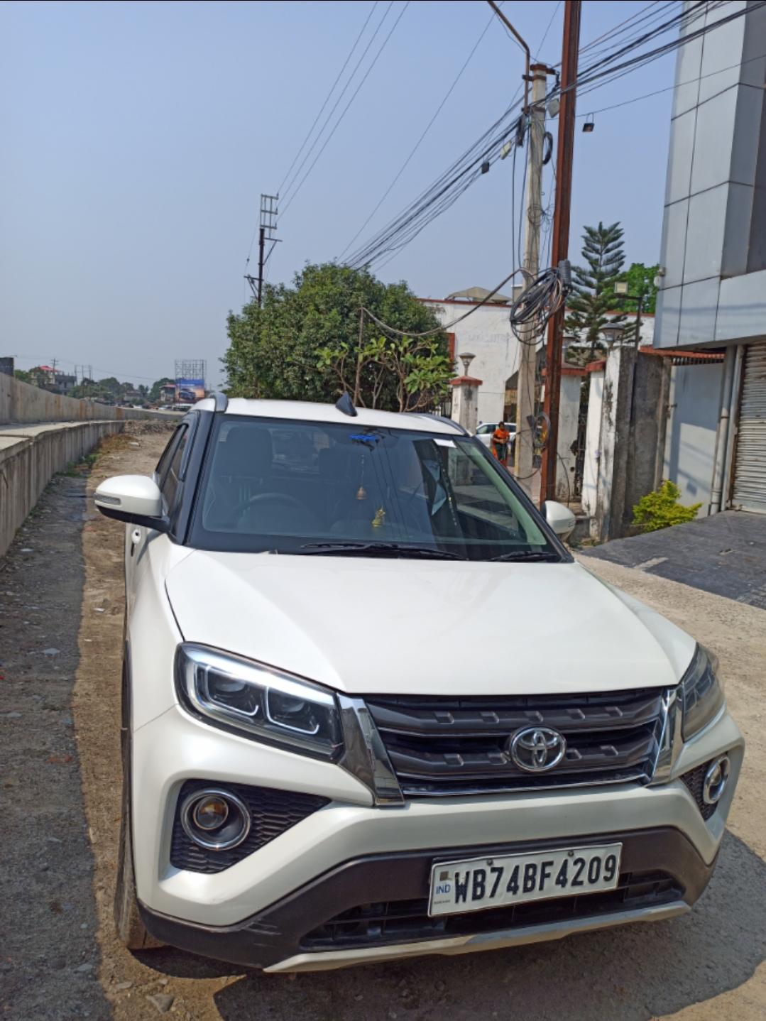 यूज़्ड 2021 टोयोटा अर्बन क्रूजर, Siliguri   यूज़्ड 2021 टोयोटा अर्बन क्रूजर, Siliguri