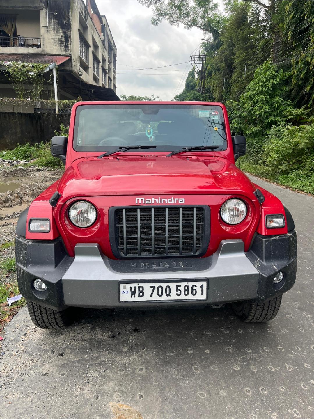 2021 महिंद्रा थार LX Manual 4 Seater Hard Top Diesel 2021 महिंद्रा थार LX Manual 4 Seater Hard Top Diesel