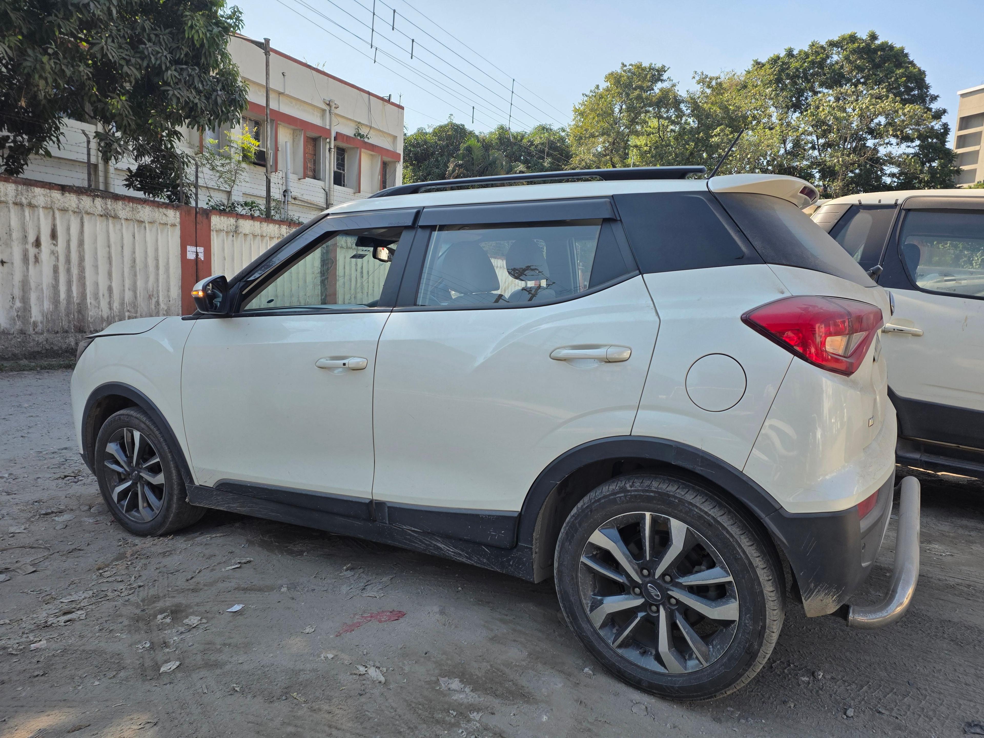 यूज़्ड 2021 महिंद्रा एक्सयूवी300, Siliguri 1 यूज़्ड 2021 महिंद्रा एक्सयूवी300, Siliguri 1