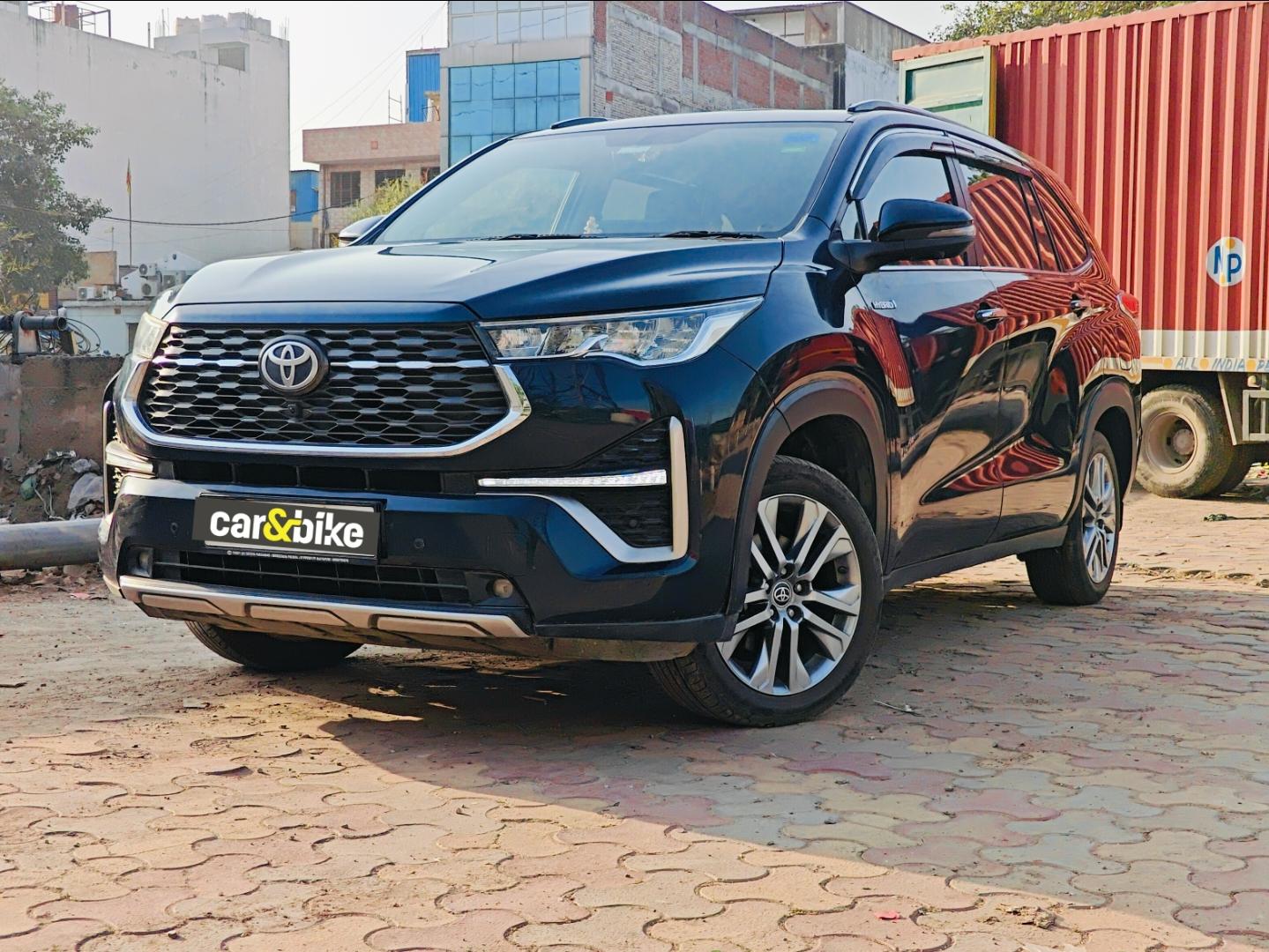 2023 टोयोटा इनोवा हायक्रॉस ZX 7 STR 2023 टोयोटा इनोवा हायक्रॉस ZX 7 STR