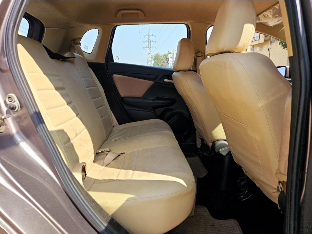 यूज़्ड 2016 होंडा जैज़, Noida New Delhi 16 यूज़्ड 2016 होंडा जैज़, Noida New Delhi 16