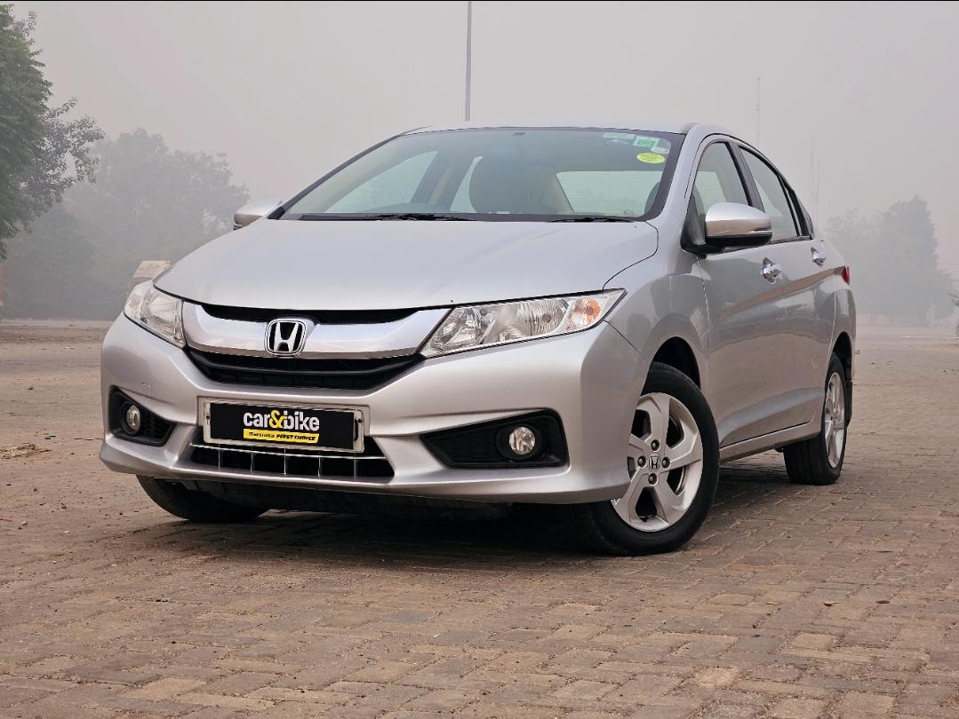 2015 होंडा सिटी V MT Petrol BS IV 2015 होंडा सिटी V MT Petrol BS IV