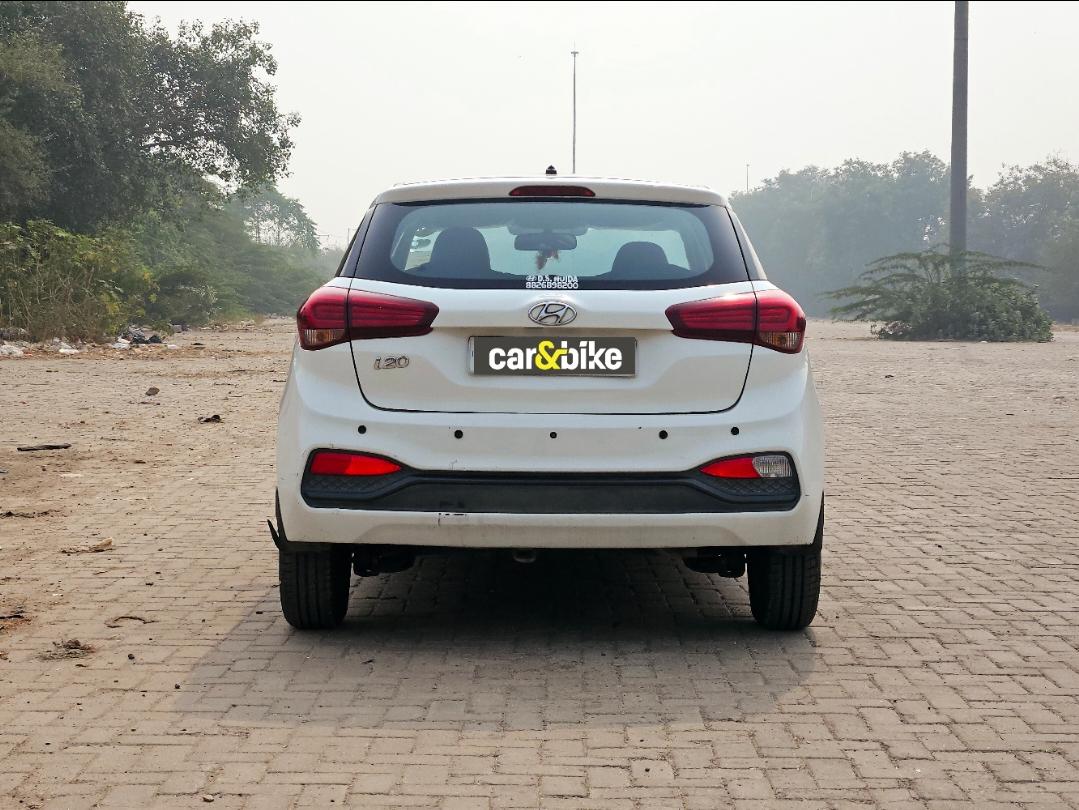 यूज़्ड 2018 ह्युंडई  ईलाइट आई20, Noida  3 यूज़्ड 2018 ह्युंडई  ईलाइट आई20, Noida  3