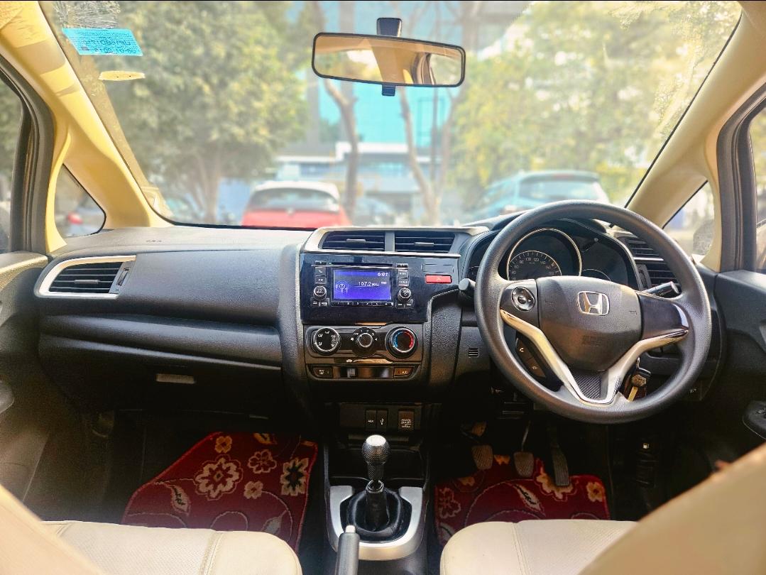 यूज़्ड 2016 होंडा जैज़, Noida 10 यूज़्ड 2016 होंडा जैज़, Noida 10