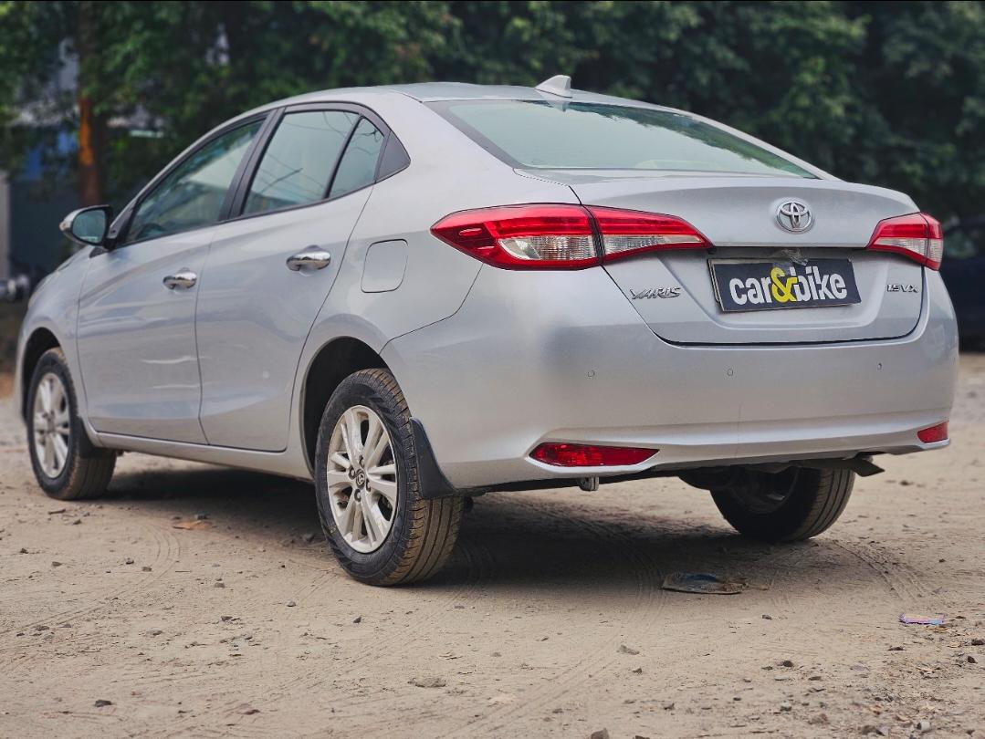 यूज़्ड 2018 टोयोटा यारिस, Noida New Delhi 2 यूज़्ड 2018 टोयोटा यारिस, Noida New Delhi 2