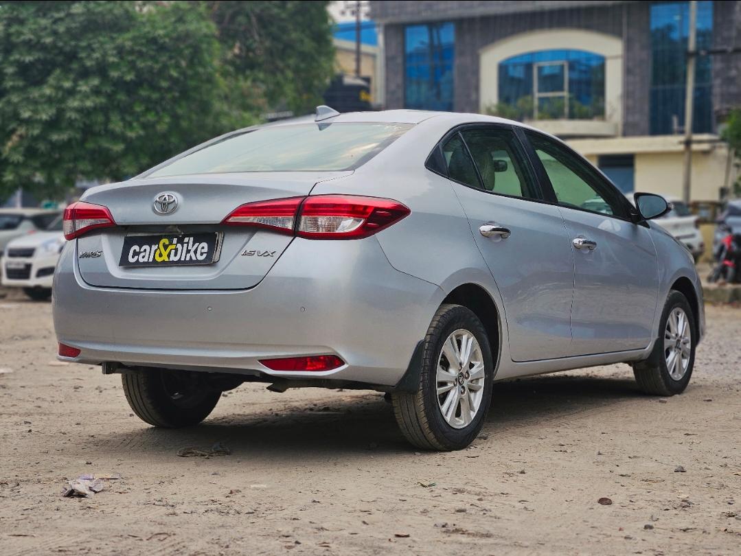 यूज़्ड 2018 टोयोटा यारिस, Noida New Delhi 4 यूज़्ड 2018 टोयोटा यारिस, Noida New Delhi 4