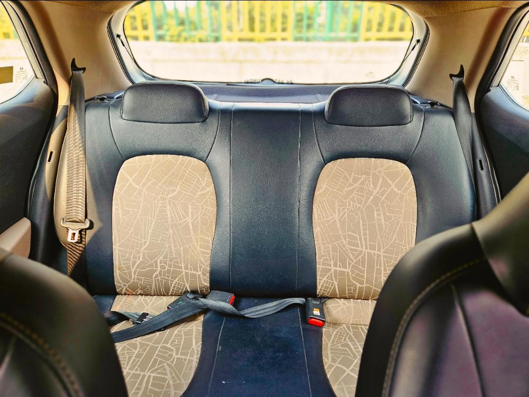 यूज़्ड 2018 ह्युंडई ग्रैंड आई10, Noida New Delhi 14 यूज़्ड 2018 ह्युंडई ग्रैंड आई10, Noida New Delhi 14