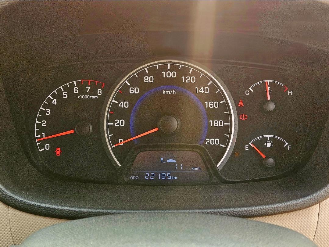 यूज़्ड 2018 ह्युंडई ग्रैंड आई10, Noida New Delhi 10 यूज़्ड 2018 ह्युंडई ग्रैंड आई10, Noida New Delhi 10