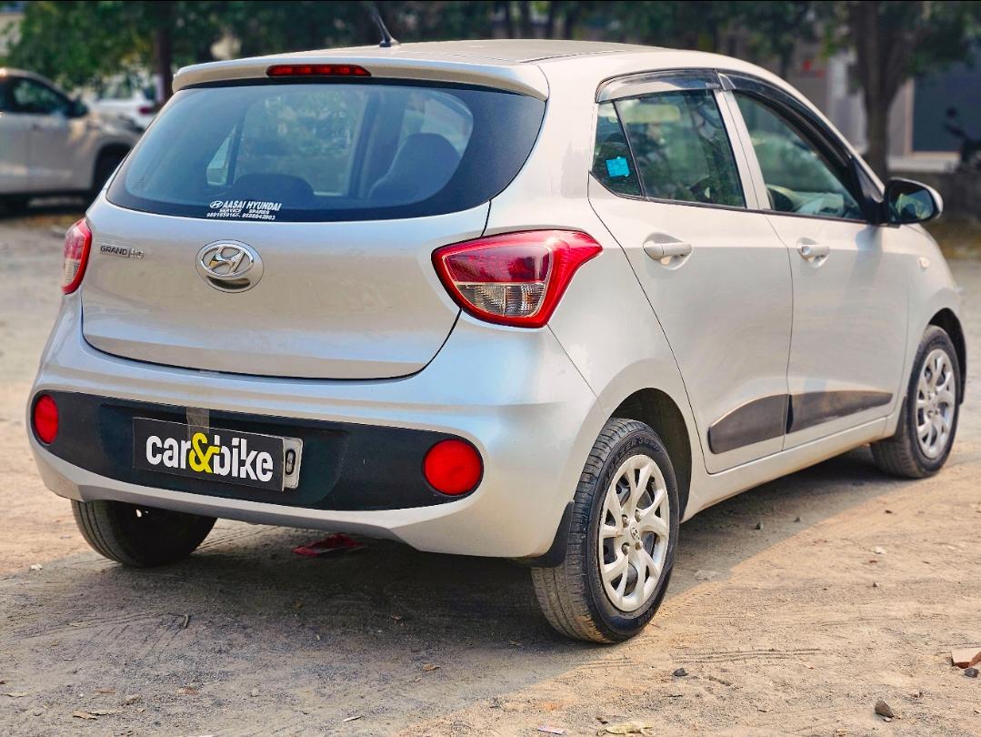 यूज़्ड 2018 ह्युंडई ग्रैंड आई10, Noida New Delhi 4 यूज़्ड 2018 ह्युंडई ग्रैंड आई10, Noida New Delhi 4