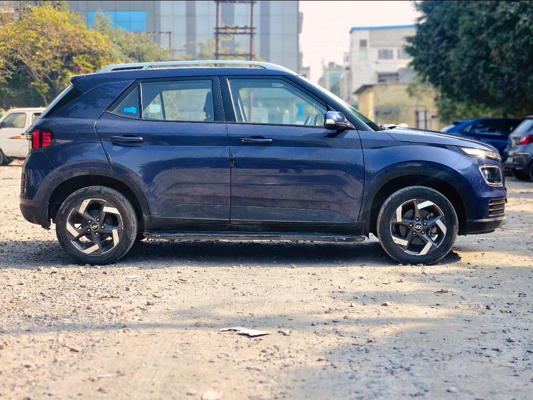 यूज़्ड 2022 ह्युंडई वेन्यू, Noida New Delhi 5 यूज़्ड 2022 ह्युंडई वेन्यू, Noida New Delhi 5