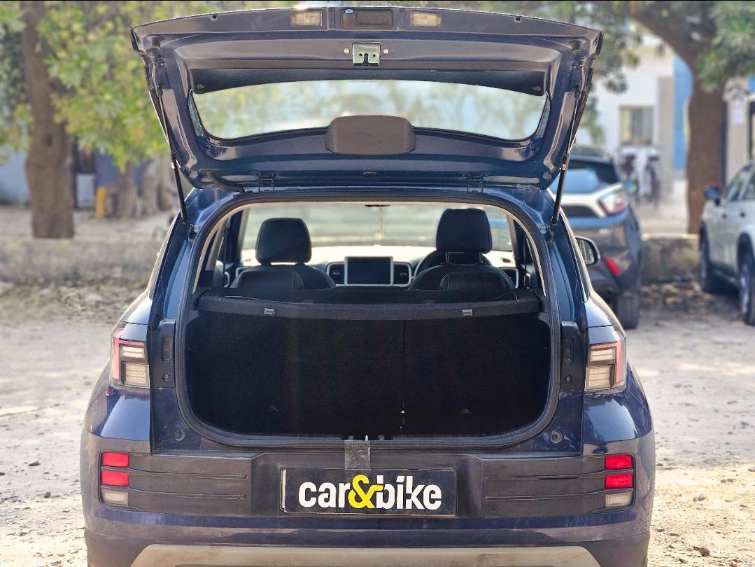 यूज़्ड 2022 ह्युंडई वेन्यू, Noida New Delhi 9 यूज़्ड 2022 ह्युंडई वेन्यू, Noida New Delhi 9